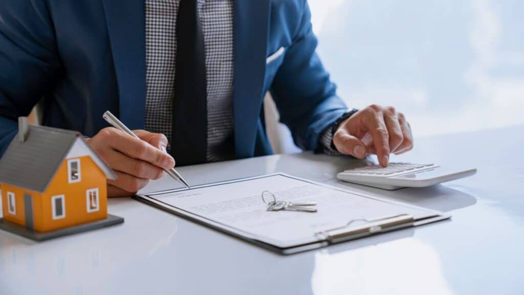 Borrowers urged to seek broker advice to navigate mortgage maze